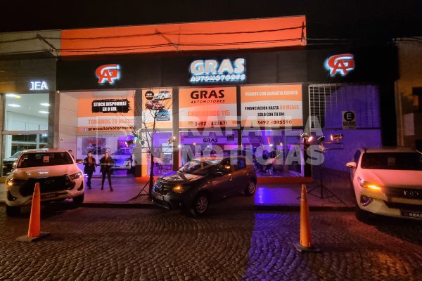 Con un gran marco de clientes, Gras Automotores tuvo su relanzamiento en Rafaela