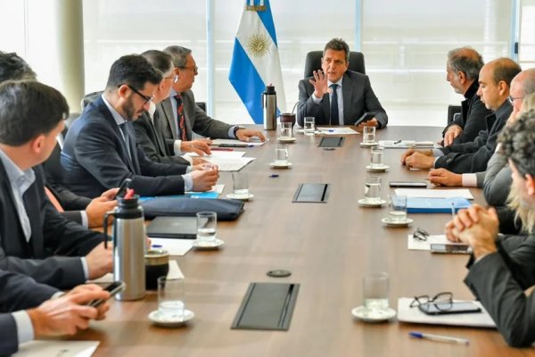 FMI: el Gobierno reforzó la delegación en Washington para seguir la negociación y prepara nuevas medidas