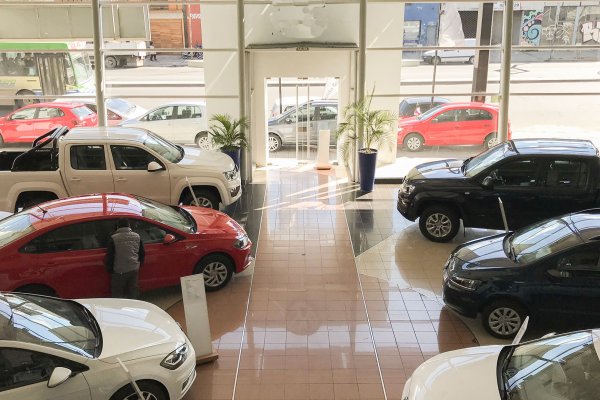 Los precios de los autos aumentarán 10% en agosto