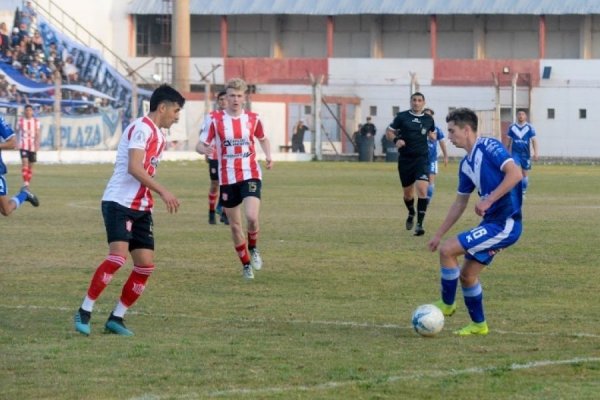 Copa Santa Fe: Peñarol y 9 de Julio se miden esta noche en Villa Rosas