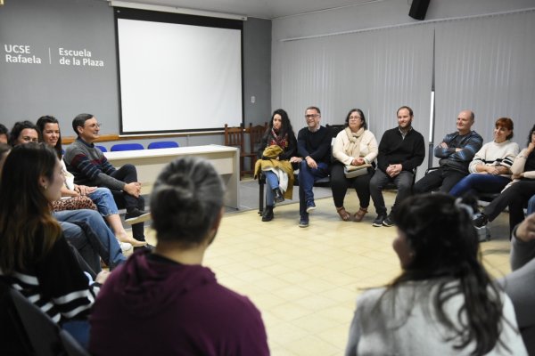 Dieron inicio al “Taller de diseño y creación de manual de identidad corporativa”