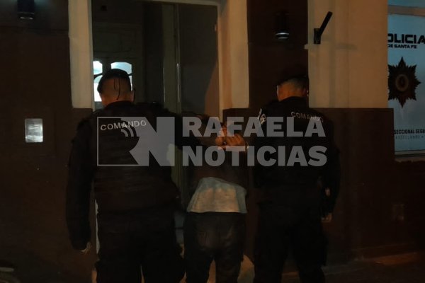 Robó por la mañana, intentó de nuevo por la tarde, y terminó detenido