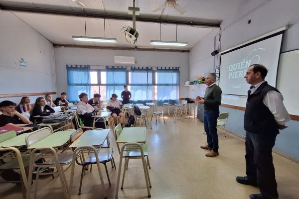 Capacitaron en seguridad vial a estudiantes de la Escuela De La Plaza