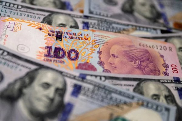 En Rafaela, el dólar “blue” supera los 1000 pesos y es el término de búsqueda más consultado en la web