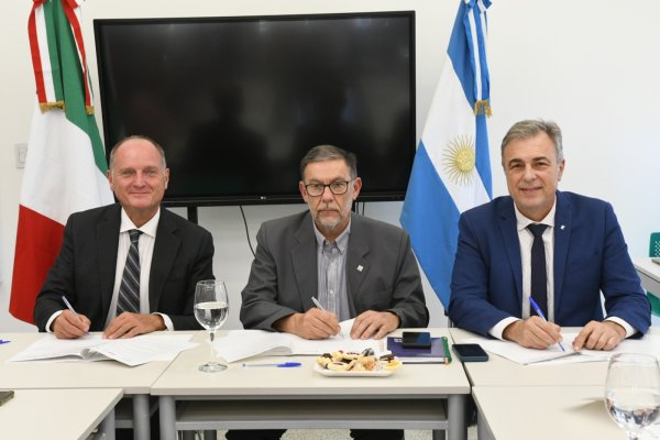 El CUR firmó un convenio de colaboración con una universidad de Italia