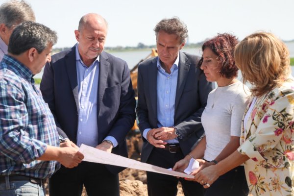 Perotti y Katopodis recorrieron las obras de remodelación del “Paseo de la Laguna - Costanera Néstor Kirchner” de Santa Fe