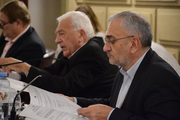 El Senador Calvo presentó una Ley de Biocombustibles para Impulsar el transporte en Santa Fe