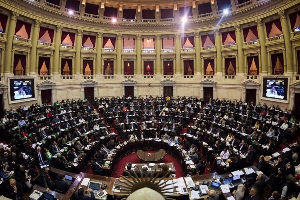 El debate de la "ley ómnibus" en Diputados se pospuso para la próxima semana