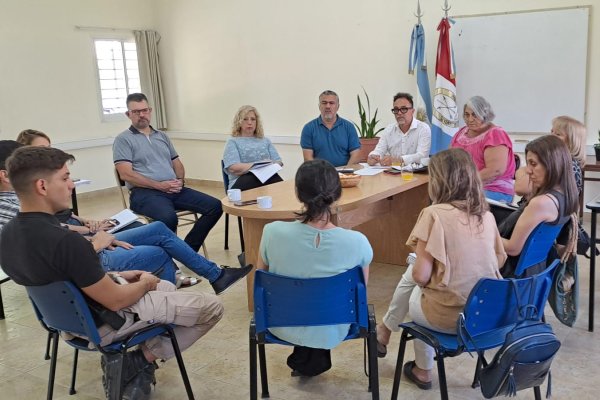 Se creó una mesa de trabajo intersectorial que abordará temáticas educativas y sociales