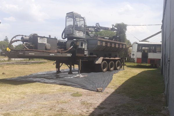 Comienzan a compactar motos y autos secuestrados en Rafaela