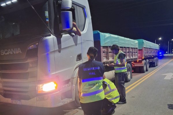 Tres camioneros fueron sancionados por circular con exceso de carga en la ruta