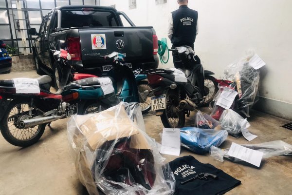 Santa Fe: una mujer policía vendía motos secuestradas en las dependencias policiales