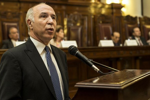 Lorenzetti disertará en el Concejo Municipal de Rafaela sobre el nuevo enemigo: el colapso ambiental