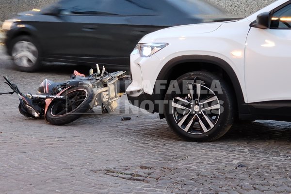 Tránsito obstruido de camino al centro rafaelino por un accidente