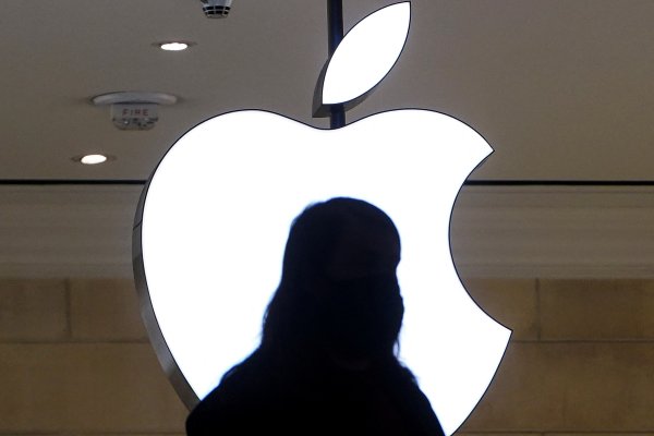 Apple en problemas: “Nos pagan sueldos más bajos porque somos mujeres”