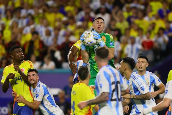 El "maleficio" que dos periodistas argentinos repitieron al aire en la final de la Copa América