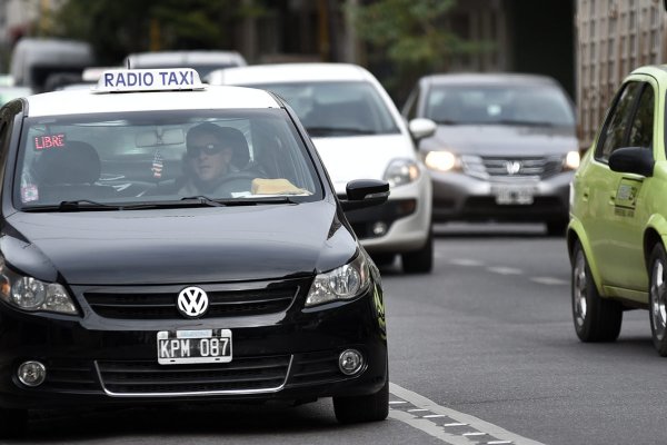 Santa Fe: vuelve a aumentar la tarifa de taxis