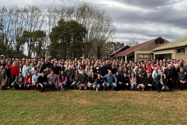 El frente político "Unidos para Cambiar Santa Fe" realizó un encuentro en Venado Tuerto