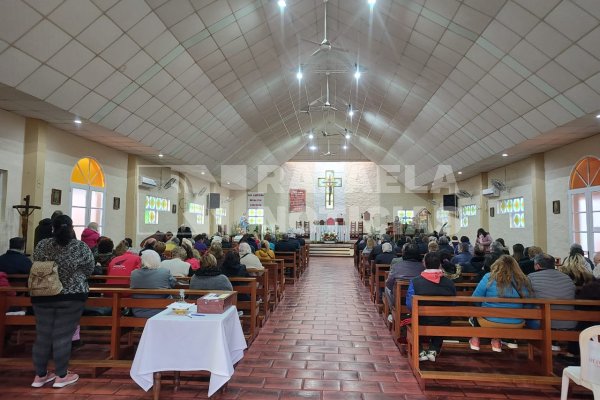 Los rafaelinos marchan a San Cayetano, un refugio de fe para rogar por pan y trabajo