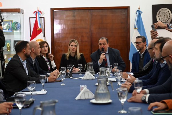 Se reunió el Consejo de Seguridad en Santa Fe con el objetivo de "bajar los índices de violencia"