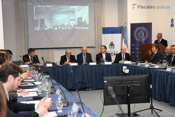 Fiscales federales de 11 provincias debatieron sobre gestión y organización en el sistema adversarial