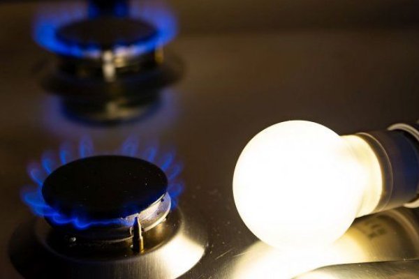 El Gobierno vuelve a ajustar: suben las tarifas de luz y gas en septiembre