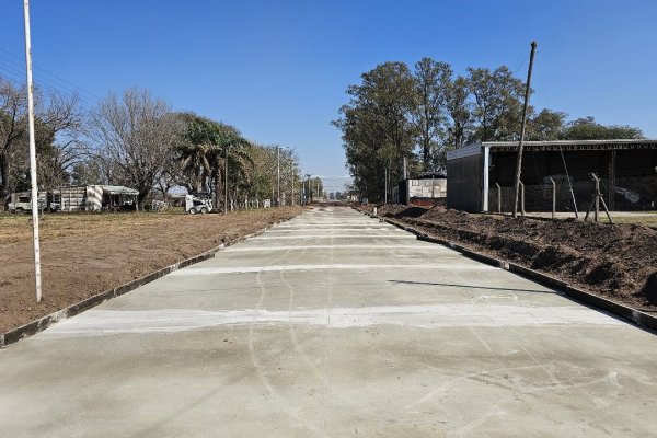 Humberto Primo: continúan los trabajos de pavimentación en calle Alberdi