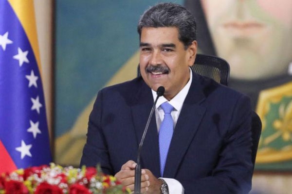 Maduro adelantó la Navidad al 1 de octubre en Venezuela