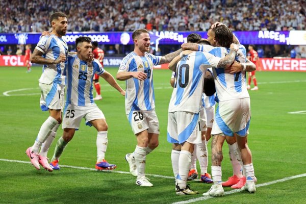 Argentina enfrenta a Chile por las Eliminatorias para el Mundial 2026: a qué hora y dónde verlo