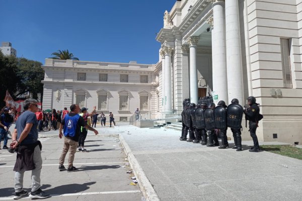 Granata: "Es un papelón lo que hizo el socialismo y el radicalismo"