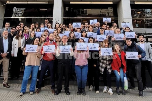 Los Judiciales de Rafaela también levantaron sus banderas contra la reforma previsional