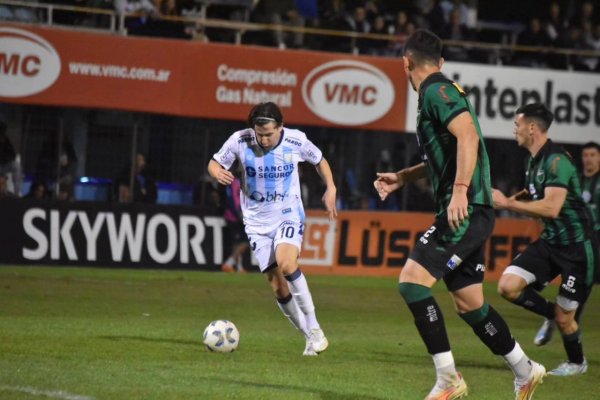 Atlético sumó un punto de local frente a San Martín de San Juan