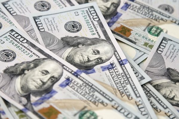 ¿Cuál será el valor del dólar en 2025 según los analistas?