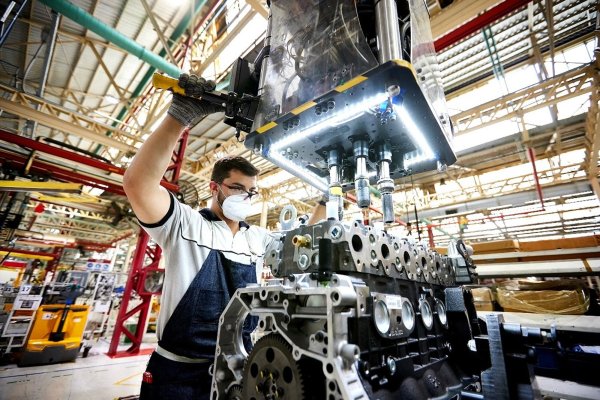 Industria nacional: la presión tributaria, un factor fundamental en la falta de competitividad