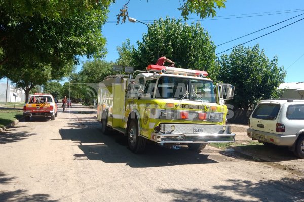 Se incendió una vivienda en el barrio 2 de Abril