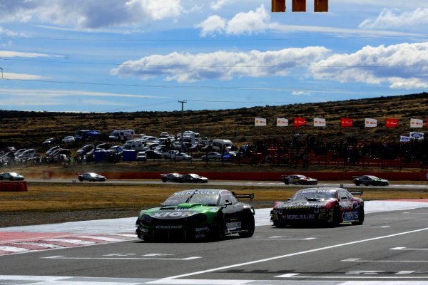 TC en El Calafate: Chapur dio el golpe en la última vuelta