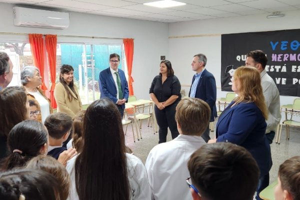 Con la presencia del Ministro de Educación, se inauguró el Jardín de Infantes de Bella Italia