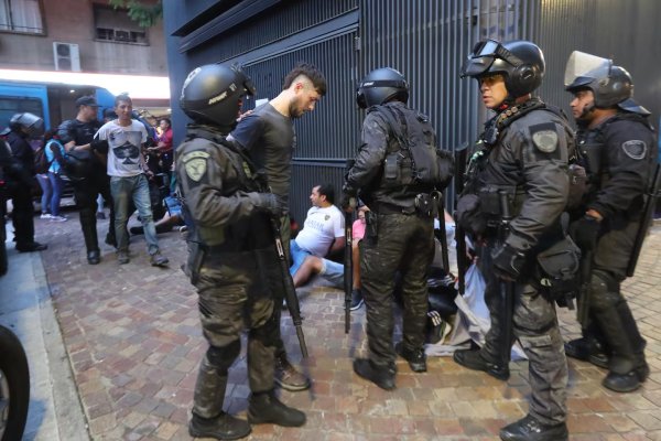 Reclamo y represión: la CGT condena la violencia en Congreso y advierte medidas